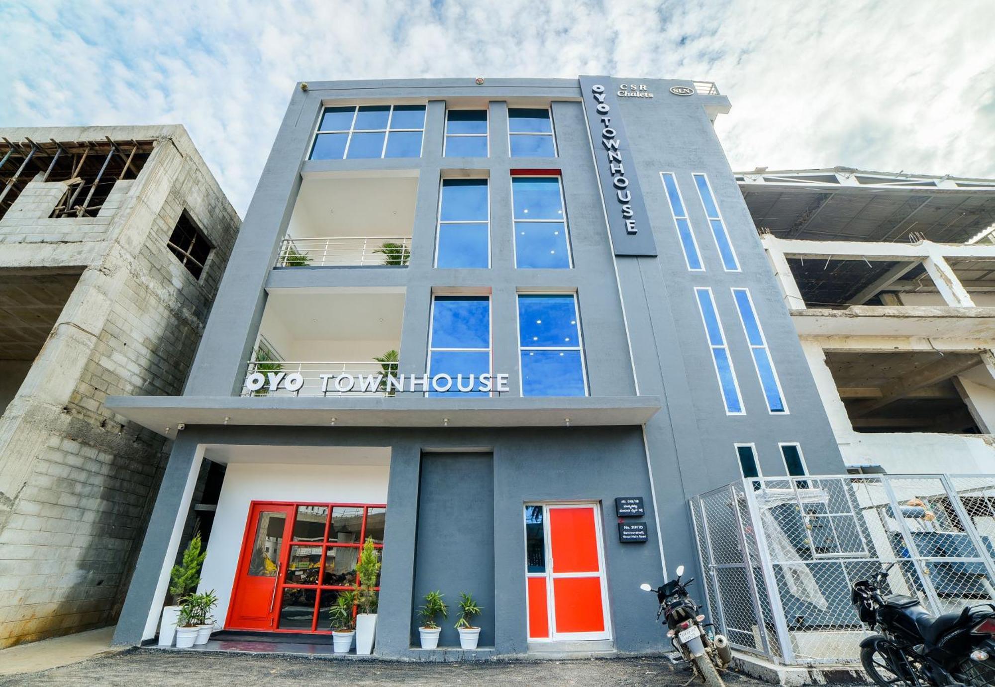 Super Townhouse Hosur Main Road Bommanahalli Near Gopalan Innovation Mall Bangalore Buitenkant foto